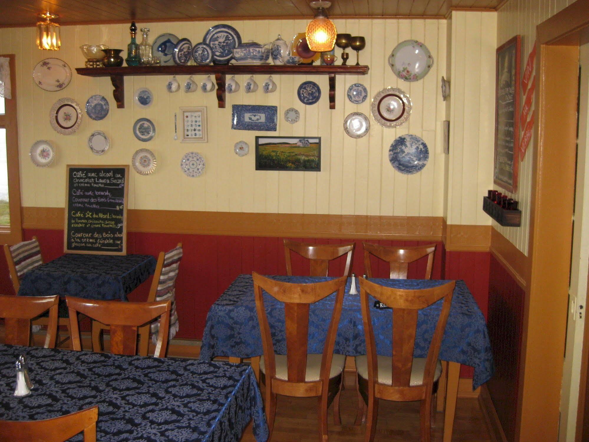 Restaurant-Motel L'Etoile Du Nord Pointe a la Fregate Bagian luar foto